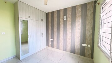 Room in 2.5 BHK Apartment at Prestige Lakeside Habitat, Varthur – for Rent