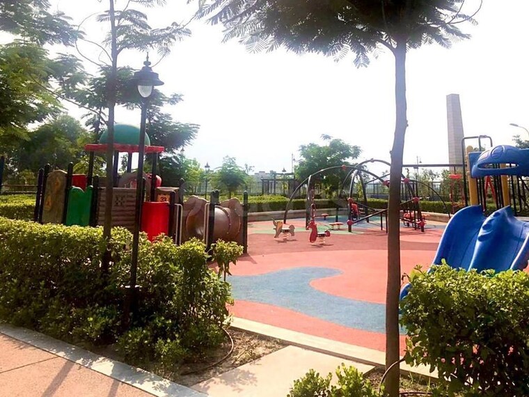 Garden, sector 77 3 Bedroom 1710 Sq.Ft. Builder Floor In Sector 77 Faridabad 9771963