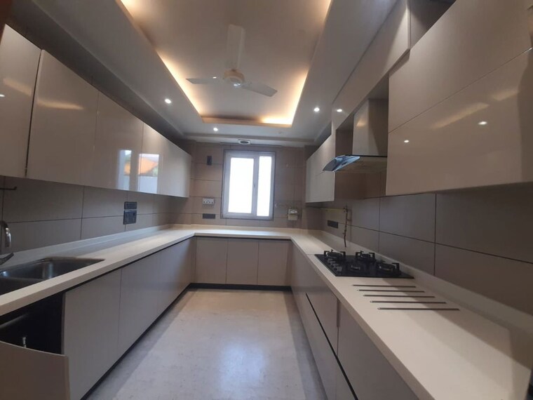 Kitchen, hauz khas enclave 4 Bedroom 450 Sq.Ft. Builder Floor In Hauz Khas Enclave Delhi 9772035