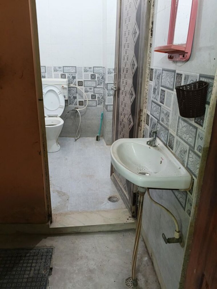 Bathroom, salt lake sector v 2 Bedroom 615 Sq.Ft. Apartment In Salt Lake Sector V Kolkata 9469275