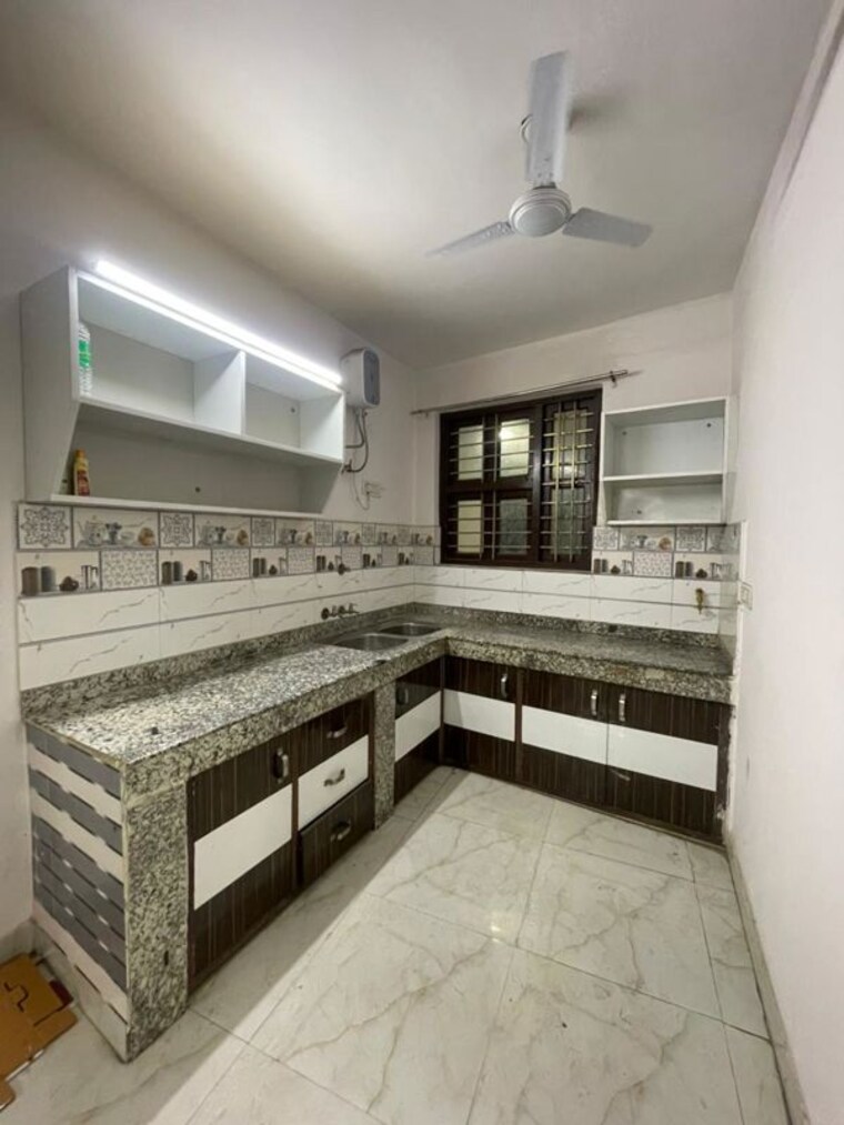 Kitchen, saket 2 Bedroom 850 Sq.Ft. Builder Floor In Saket Delhi 9772048