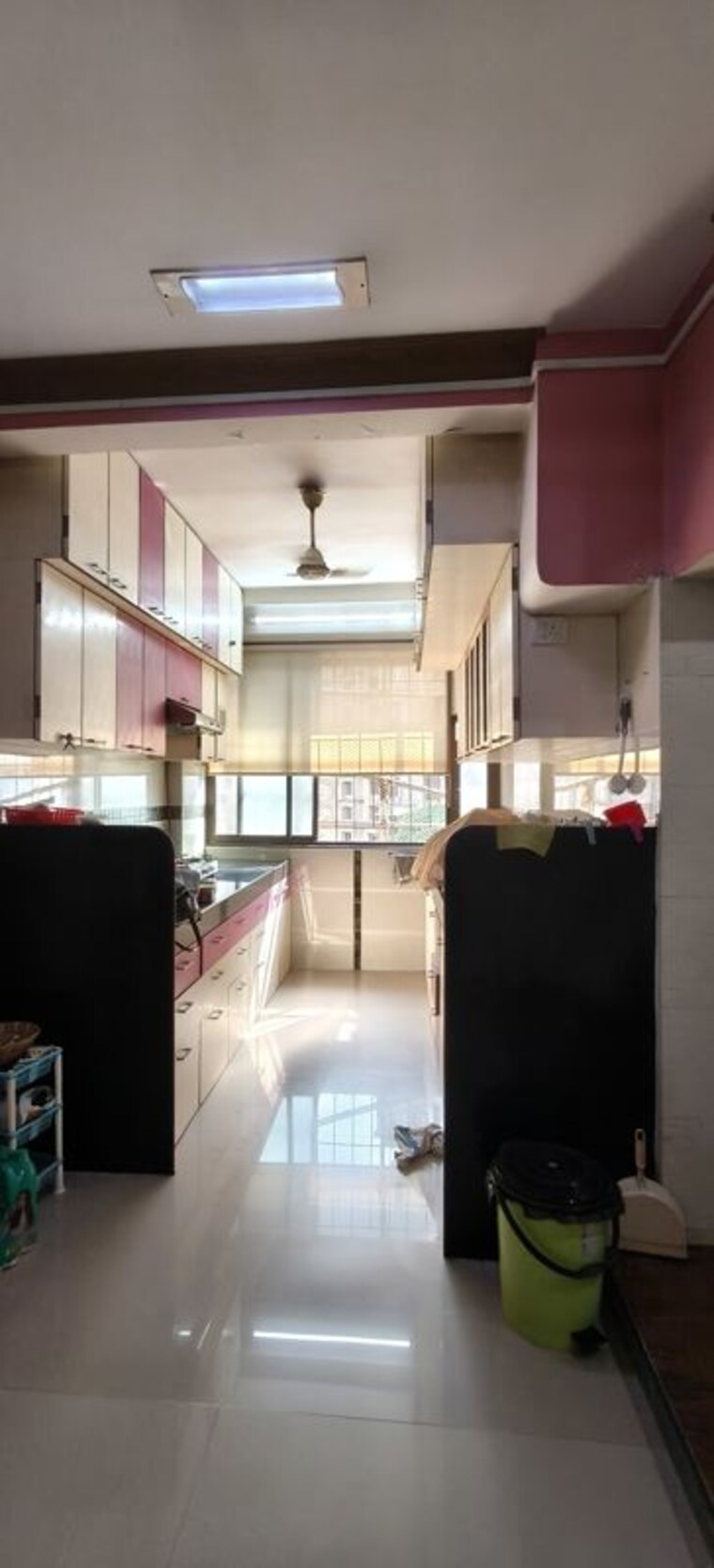 Kitchen, lokhandwala-complex 2 Bedroom 700 Sq.Ft. Apartment In Andheri West Mumbai 9772177
