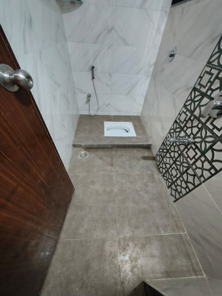 Bathroom, pushpak-palladium 2 Bedroom 950 Sq.Ft. Apartment In Kharghar Sector 11 Navi Mumbai 9771955