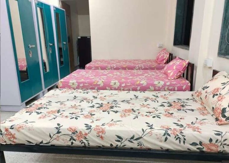 Bedroom, vikhroli east Pg For Boys & Girls In Vikhroli East 9772249