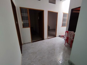 2 BHK Builder Floor For Rent in Manduwadih