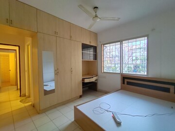 Room in 3 BHK Apartment at Puravankara Purva Fairmont, Hsr Layout – for Rent