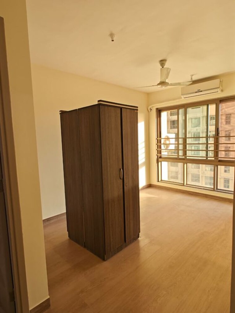 Room, sheth-vasant-oasis 2 Bedroom 715 Sq.Ft. Apartment In Andheri East Mumbai 9772323