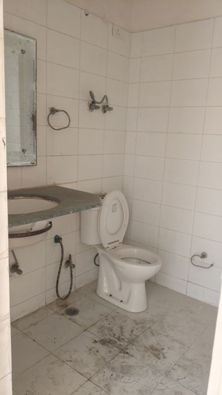 Bathroom, bptp-princess-park 3 Bedroom 2063 Sq.Ft. Apartment In Sector 86 Faridabad 9772324