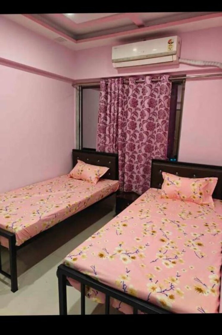 Bedroom, ghatkopar east Pg For Boys & Girls In Ghatkopar East 9772339