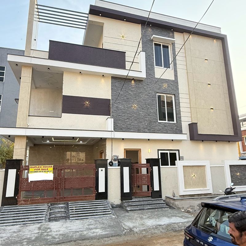 5 BHK + Pooja Room Villa For Sale in Yapral