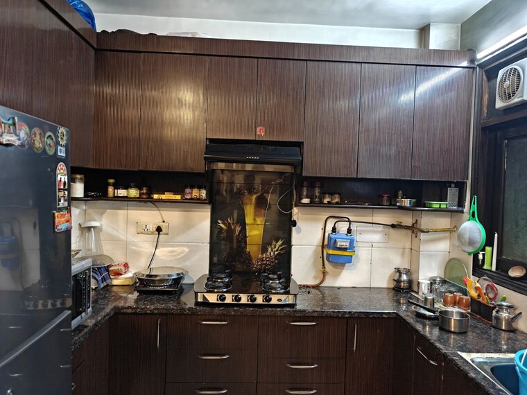 Kitchen, kamla nagar 3 Bedroom 166 Sq.Yd. Builder Floor In Kamla Nagar Delhi 9772353