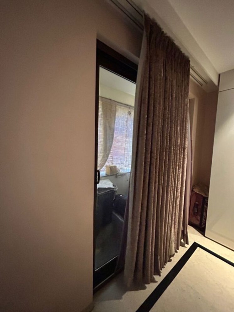 undefined, south extension ii 4 Bedroom 550 Sq.Yd. Builder Floor In South Extension ii Delhi 9772370