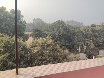 Plot Area in 2 BHK Apartment at Sector 46 – for Rent