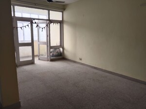 3 BHK Apartment For Rent in Sector 21c