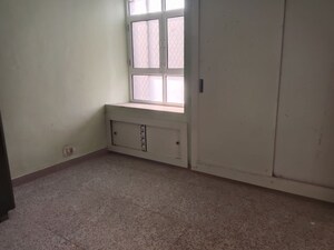 Room in 3 BHK Apartment at Sector 21c – for Rent