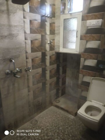 Bathroom in 2.5 BHK Builder Floor at Mayur Vihar – for Rent