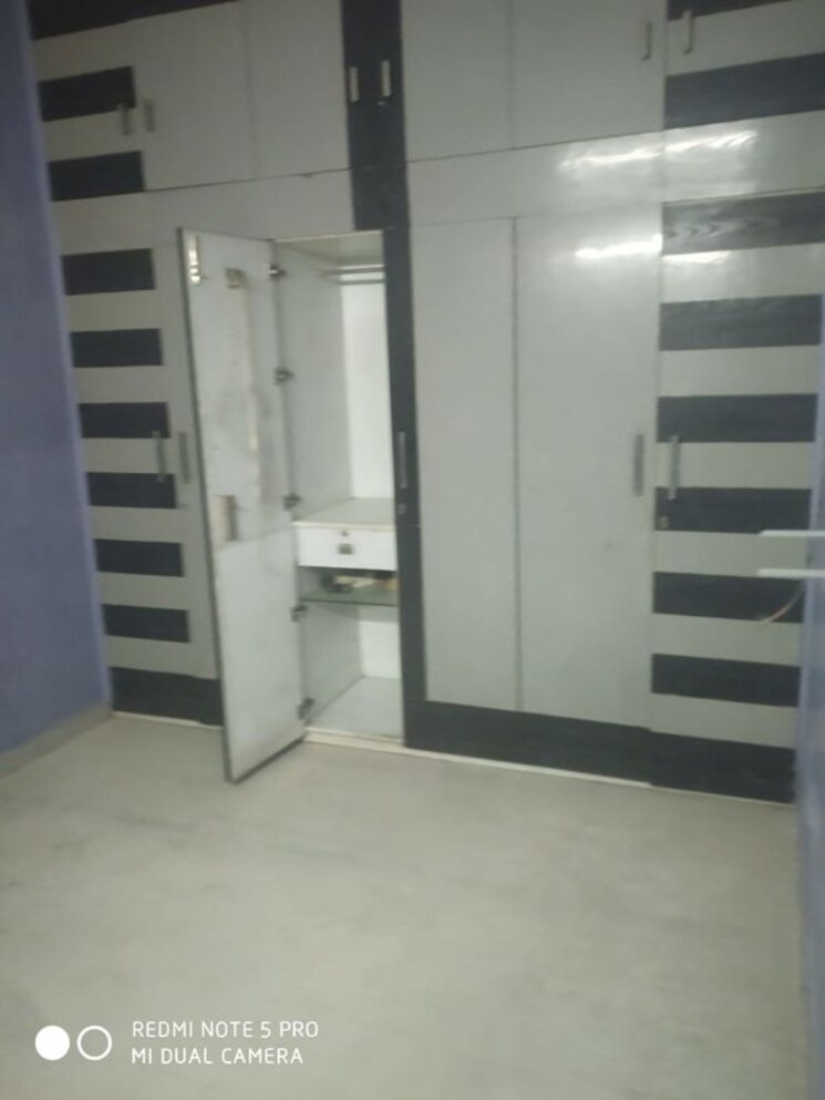 undefined, mayur vihar 2.5 Bedroom 850 Sq.Ft. Builder Floor In Mayur Vihar Delhi 9772397