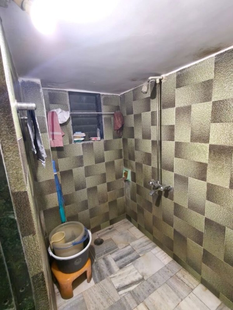 Bathroom, rajshree-dham-chs 1 Bedroom 450 Sq.Ft. Apartment In Uthalsar Thane 9772399