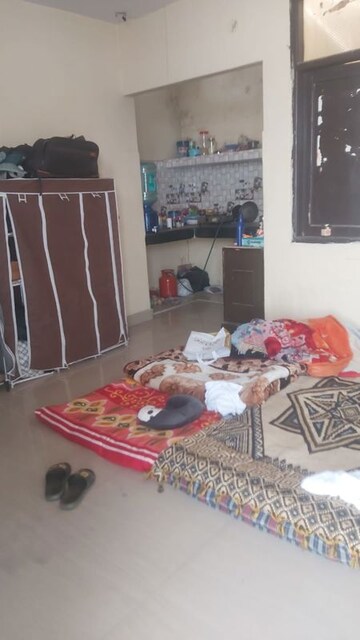 Bedroom in 1 RK Builder Floor at Mayur Vihar – for Rent