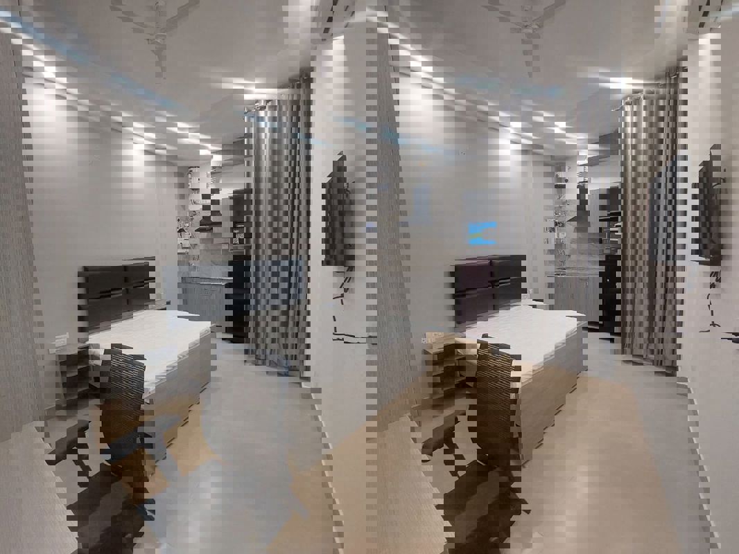 StudioBuilder Floor For Rent in Sector 38