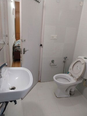 Bathroom in 1 RK Apartment at Chittaranjan Park – for Rent