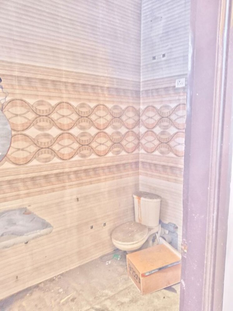 Bathroom, tarang-orchid 3 Bedroom 2250 Sq.Ft. Builder Floor In Sector 28 Faridabad 9772435