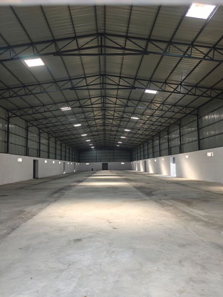  Parking, bhajan ganj Commercial Warehouse 45000 Sq.Ft. In Bhajan Ganj Ajmer 9772451