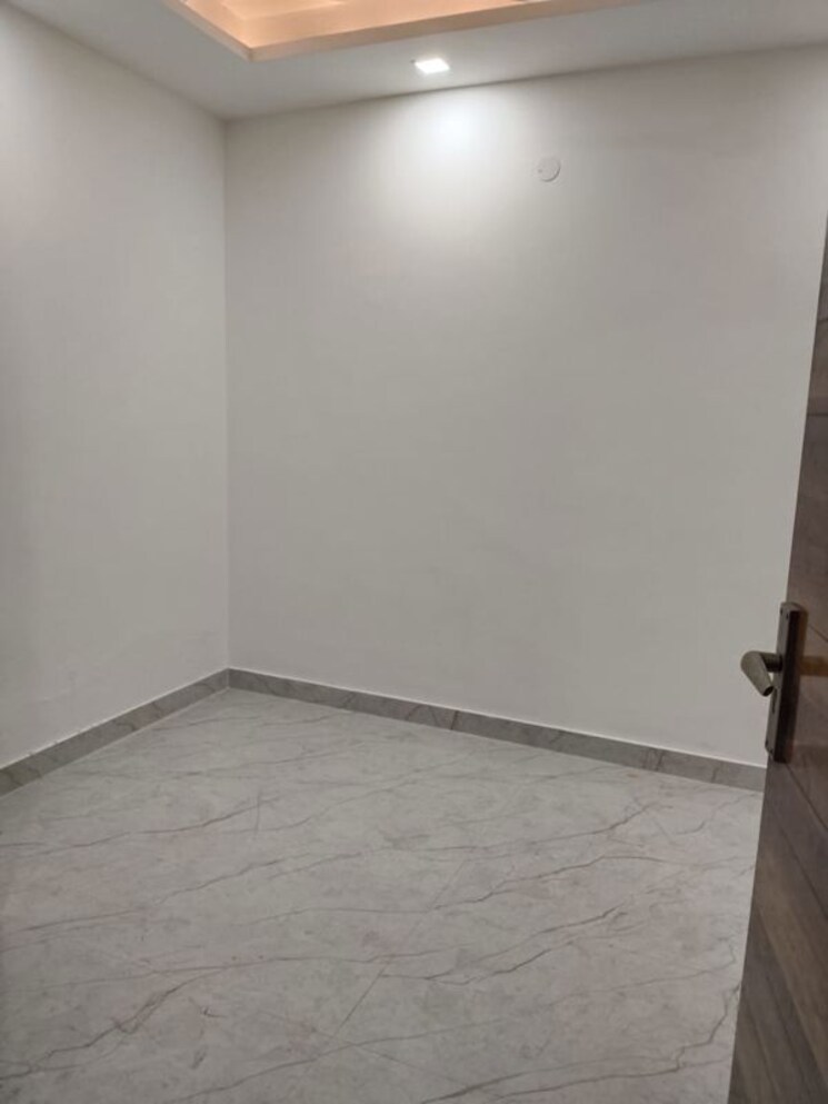 Room, panchsheel vihar 2 Bedroom 840 Sq.Ft. Apartment In Panchsheel Vihar Delhi 9772445