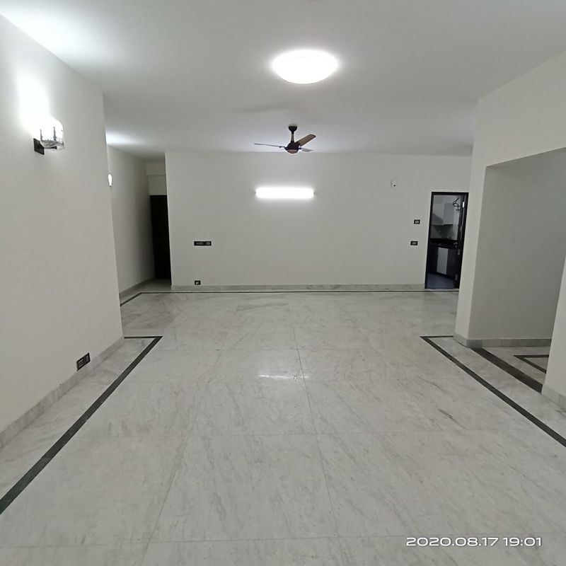 4 BHK + Pooja Room,Servant Room,Study Room,Extra Room Builder Floor For Sale in Unitech South City II