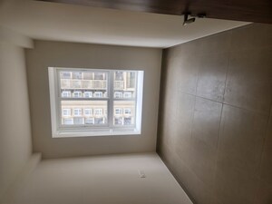 Room in 3.5 BHK Apartment at Bhartiya City Nikoo Homes 4, Thanisandra Main Road – for Sale