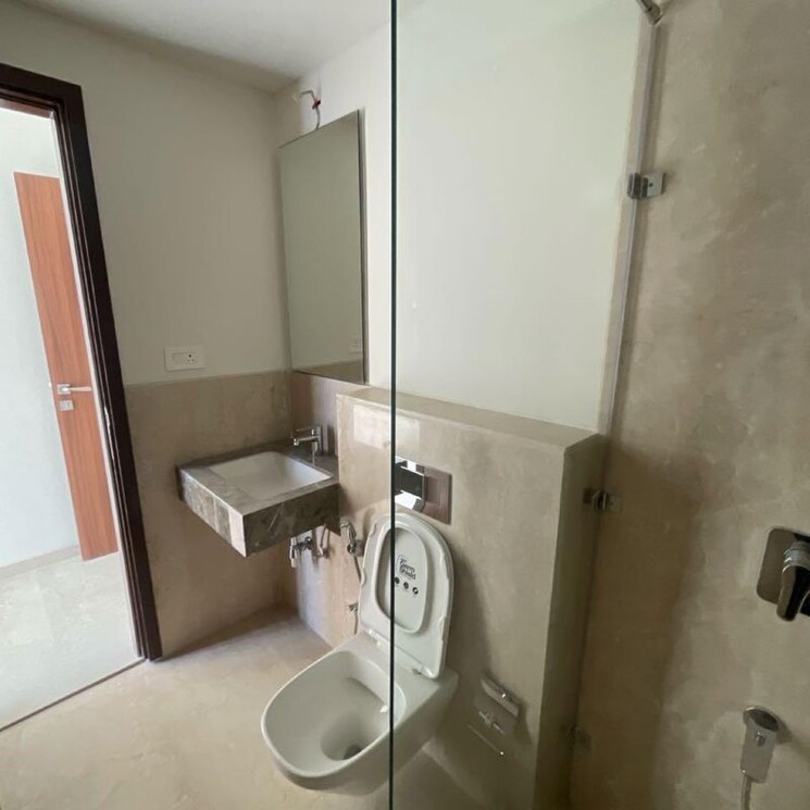 Bathroom, piramal-mahalaxmi 3 Bedroom 1400 Sq.Ft. Apartment In Arthur rd Mumbai 9772471