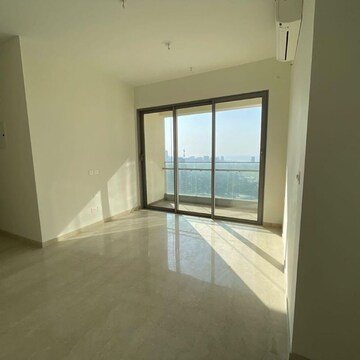 3 BHK Apartment For Rent in Piramal Mahalaxmi, Arthur rd