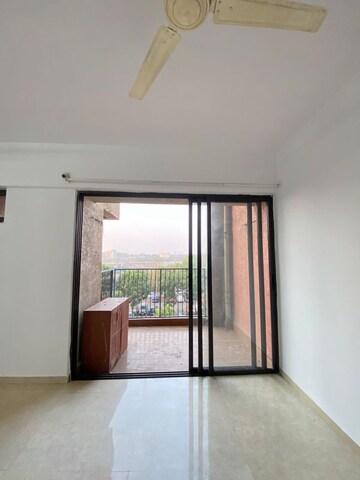 Room in 2 BHK Apartment at Lodha Palava City Lakeshore Greens, Dombivli East – for Rent