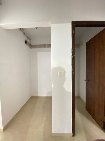 Room in 2 BHK Apartment at Lodha Palava City Lakeshore Greens, Dombivli East – for Rent