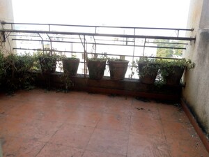 Parking in 2 BHK Apartment at Marigold CHS Anand Nagar, Anand Nagar – for Rent