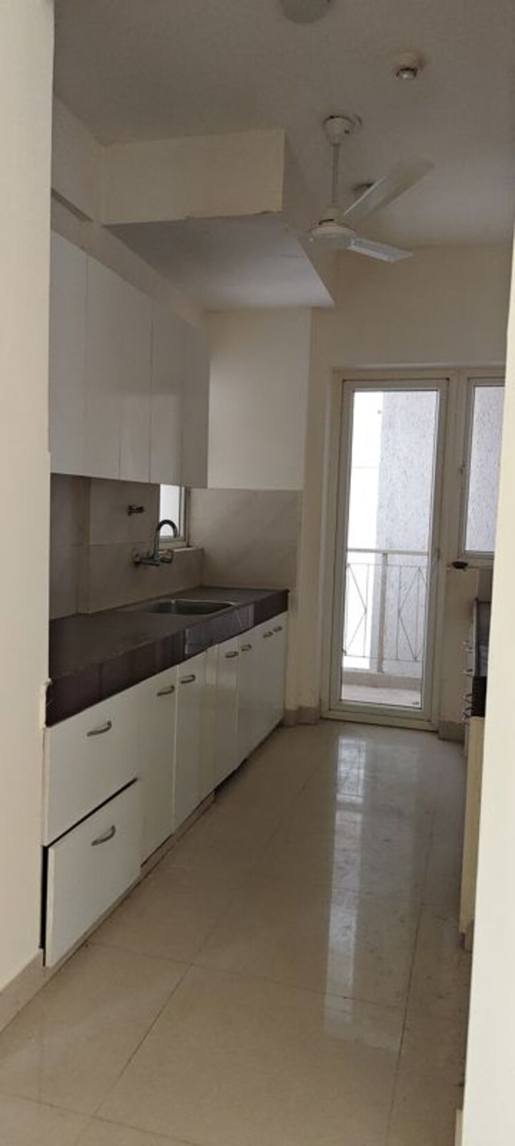 Kitchen, pareena-micasa 3 Bedroom 1483 Sq.Ft. Apartment In Sector 68 Gurgaon 9772490