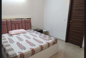 Bedroom in 3 BHK Apartment at Smart World Orchard, Sector 61 – for Rent