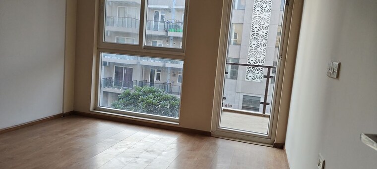 Balcony, bptp-astaire-gardens 3.5 Bedroom 2524 Sq.Ft. Apartment In Sector 70a Gurgaon 9772500