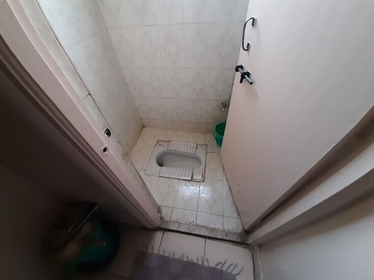 Bathroom, omkar-garden 2 Bedroom 800 Sq.Ft. Apartment In Sinhagad Road Pune 9772493