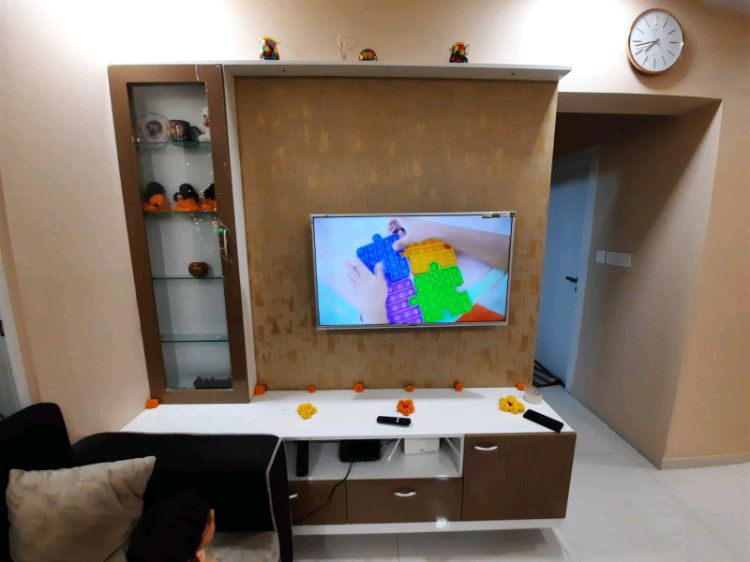 2 BHK + Extra Room 700 Sq.Ft. Apartment in Rustomjee Azziano Wing E