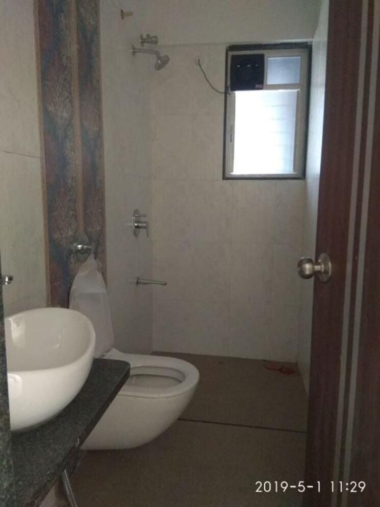 Bathroom, thakar-patliputra-heights 1 Bedroom 600 Sq.Ft. Apartment In Anand Nagar Pune 9772514