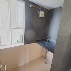 Room in 3 BHK Apartment at Lodha The Park Side, Kamala Mill – for Rent