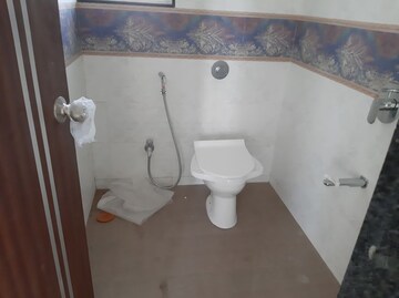 Bathroom in 2 BHK Apartment at Thakar Patliputra Heights, Anand Nagar – for Rent