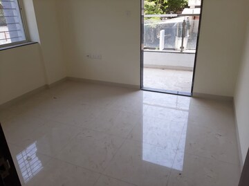 Room in 2 BHK Apartment at Thakar Patliputra Heights, Anand Nagar – for Rent