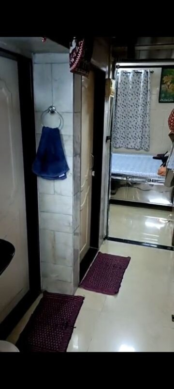 Bathroom in 1 BHK Apartment at Ajinkyatara CHS Chembur, Chembur – for Rent