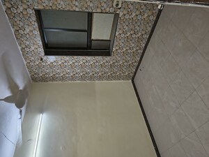 Room in 2 BHK Apartment at Nityanand Baug, Chembur – for Rent