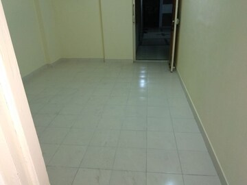 Room in 1 BHK Apartment at Prathamesh Nagari, Anand Nagar – for Rent