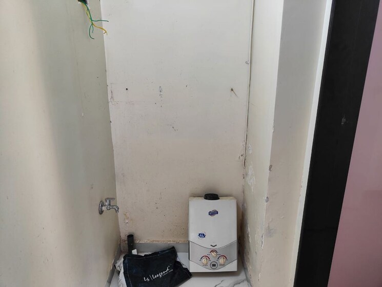 Bathroom, prathamesh-nagari 2 Bedroom 1000 Sq.Ft. Apartment In Anand Nagar Pune 9772546