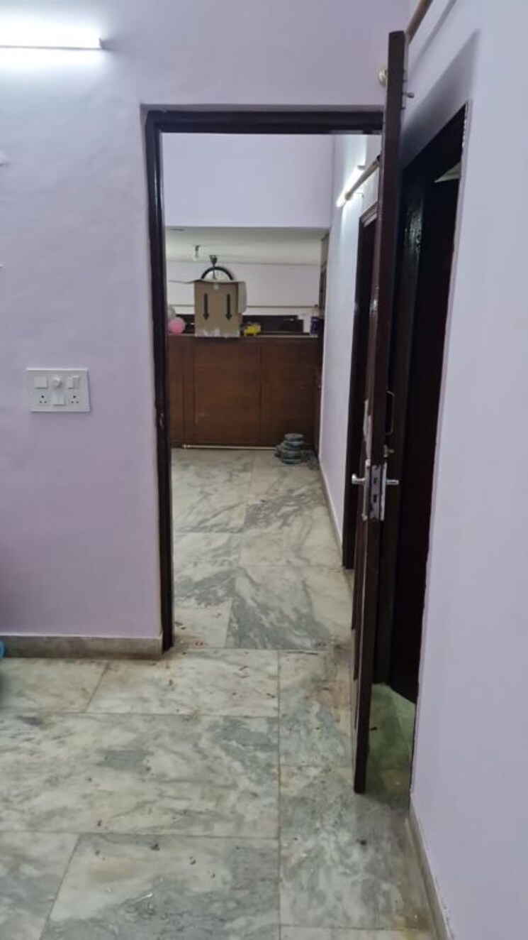 undefined, dlf-queens-court 3 Bedroom 208 Sq.Yd. Builder Floor In Greater Kailash ii Delhi 9737388