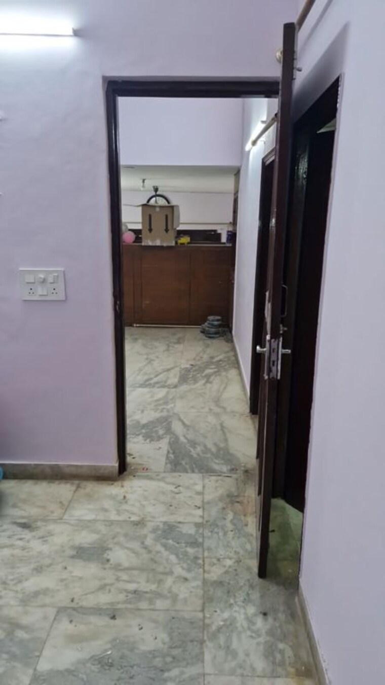 undefined, dlf-queens-court 3 Bedroom 208 Sq.Yd. Builder Floor In Greater Kailash ii Delhi 9737388